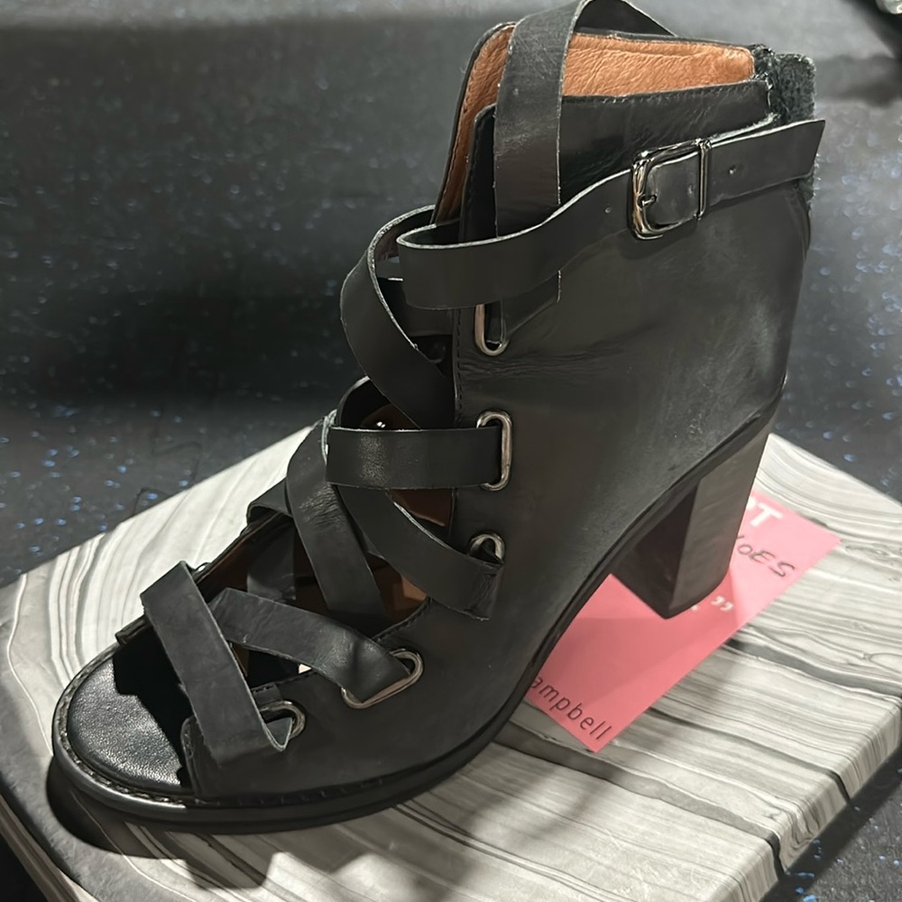 Jeffrey Campbell Salazar heels